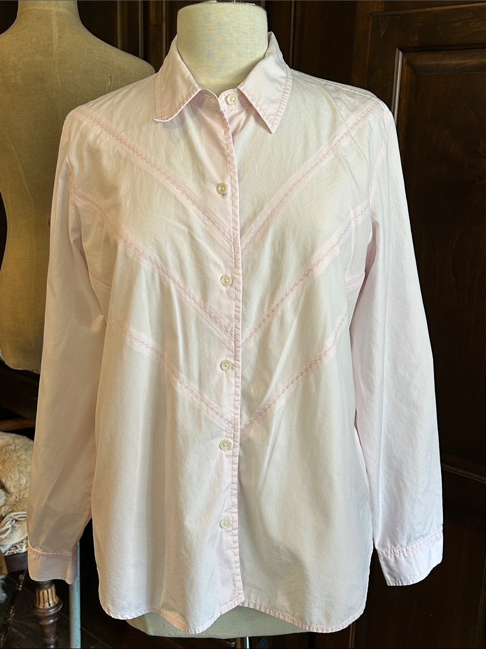 LizSport Sz L 100% Cotton Light Pink Western Flair Button-Up Blouse